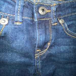 Levi’s Great Condition Girls Bermuda